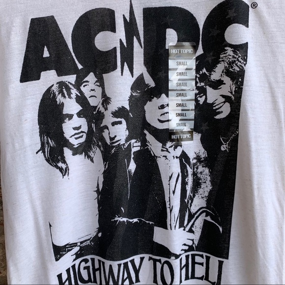 Hot Topic Other - 🍒💣 AC⚡️DC band t-shirt